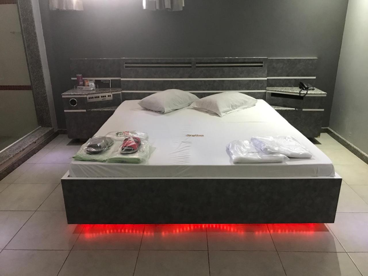 كامبيناس Styllus Motel المظهر الخارجي الصورة